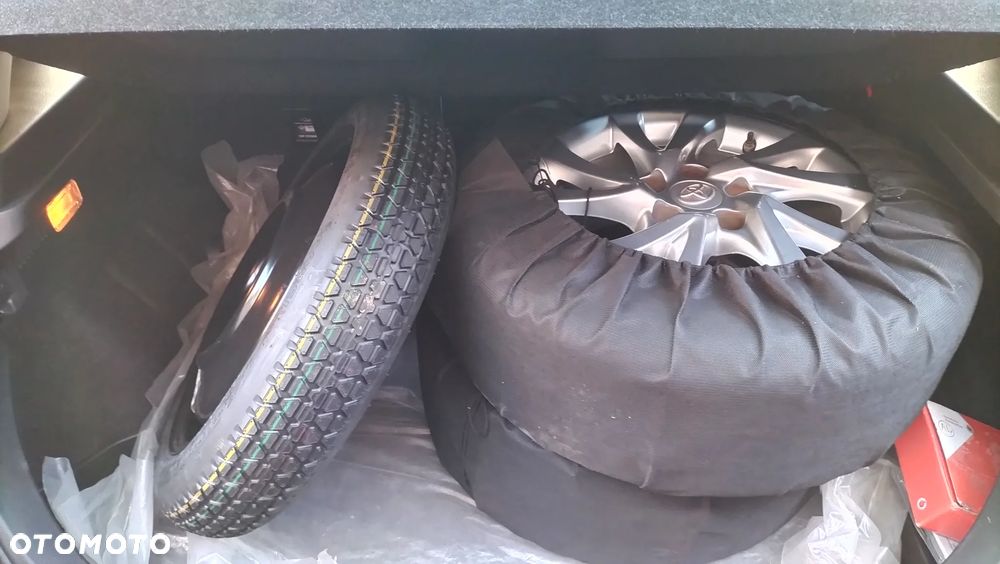 Toyota Auris 1.6 Comfort - 19