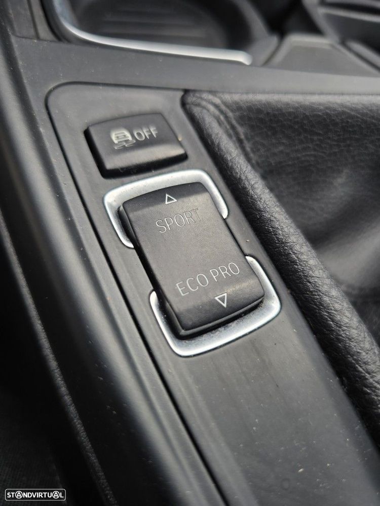 BMW 116 d EDynamics Line Sport — fotografia 26