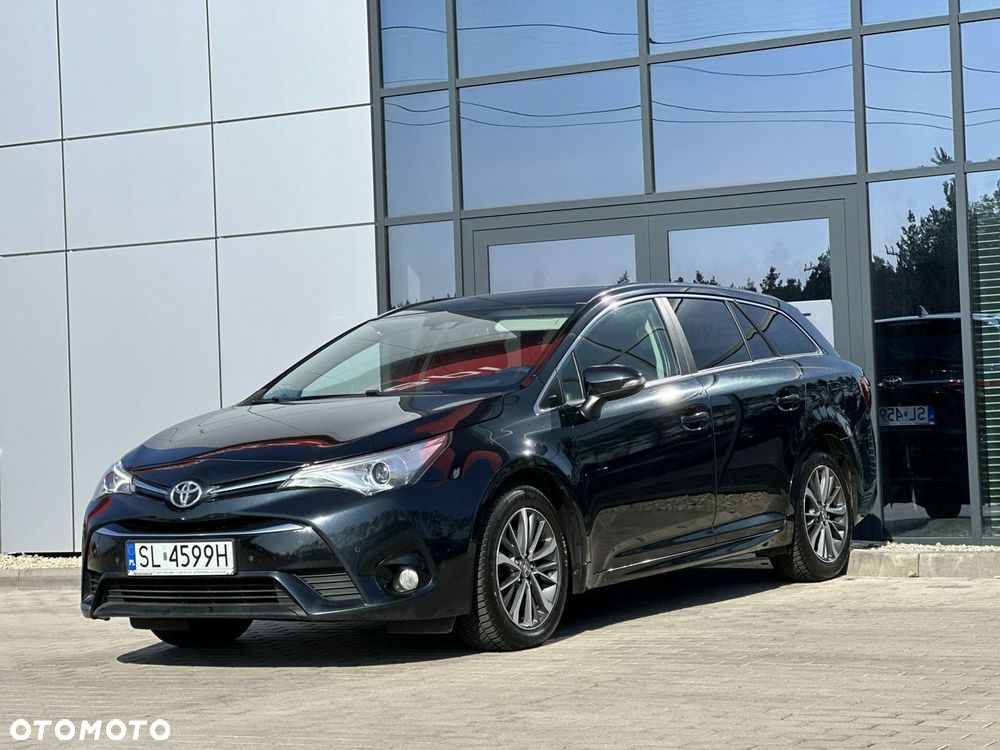 Toyota Avensis 2.0 D-4D Selection - 4