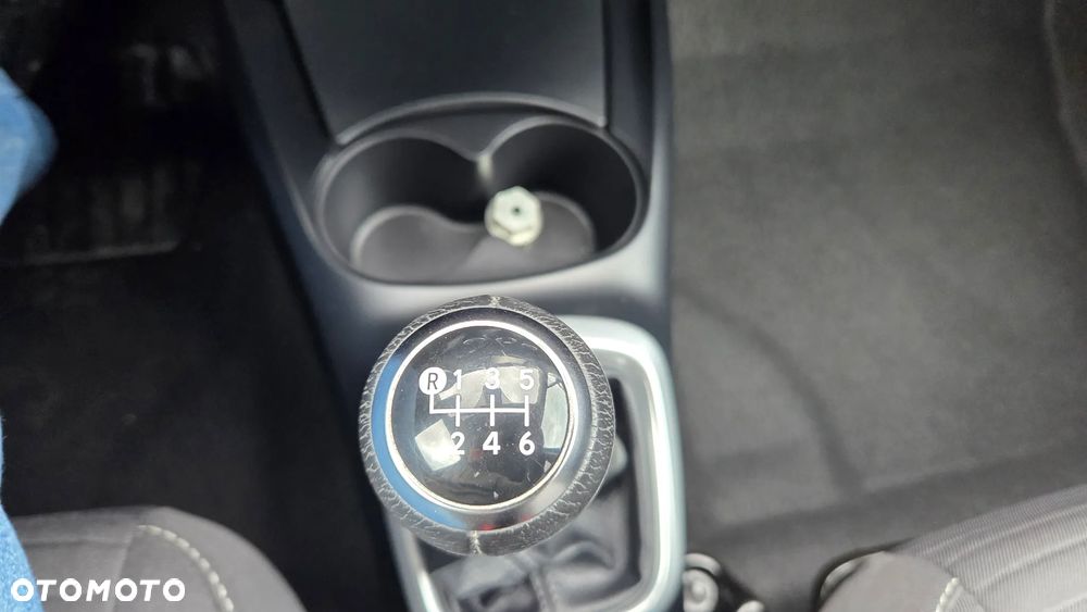 Toyota Yaris 1.5 Premium - 14