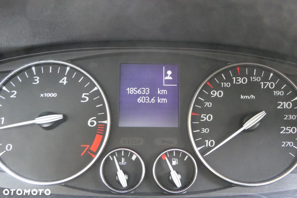 Renault Laguna 2.0 16V 140 Emotion - 24