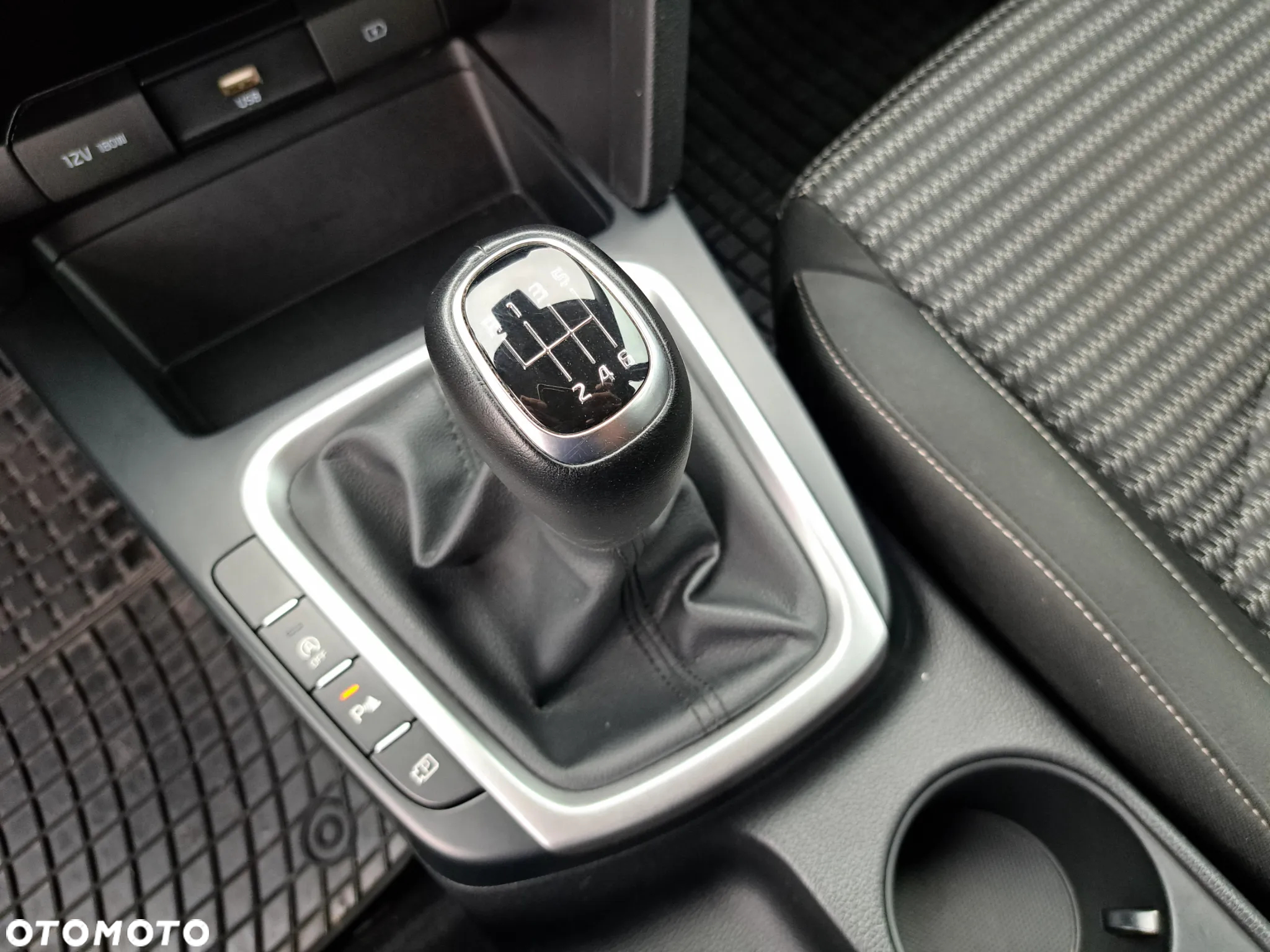 Kia Ceed 1.5 T-GDI M - 18