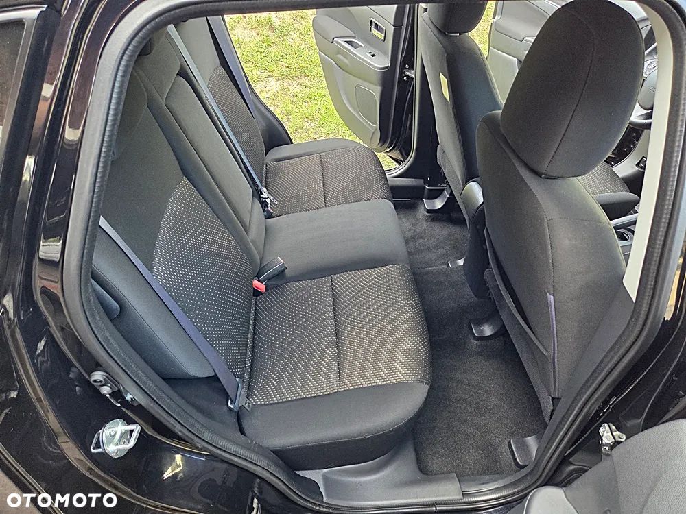 Mitsubishi ASX - 25