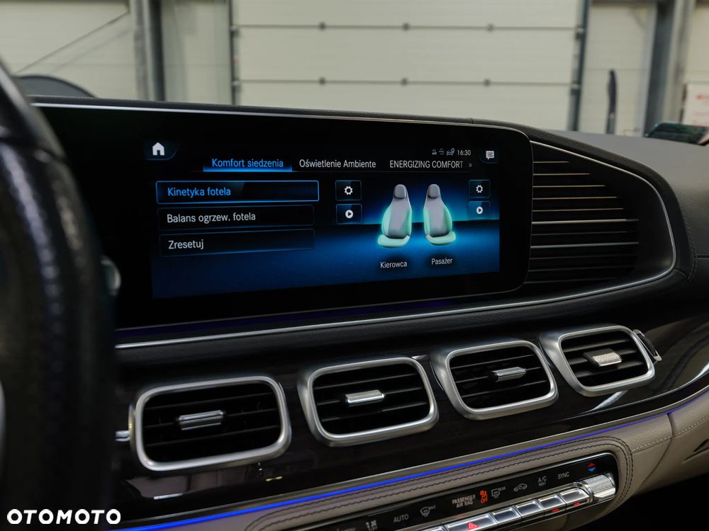 Mercedes-Benz GLS - 31