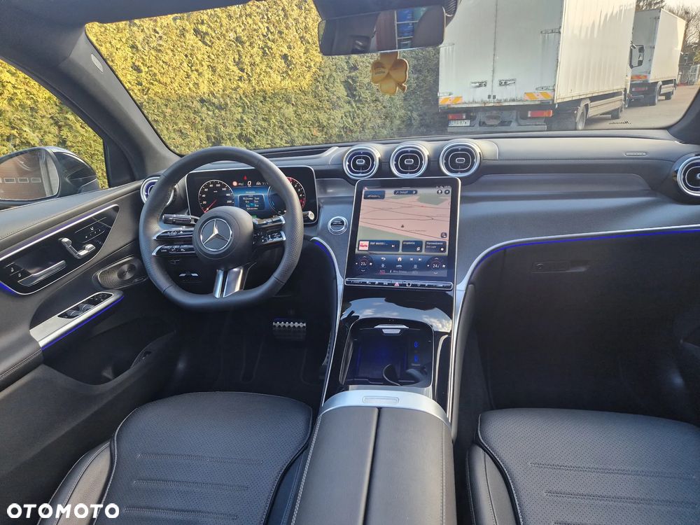 Mercedes-Benz GLC 300 de PHEV 4-Matic AMG Line - 12