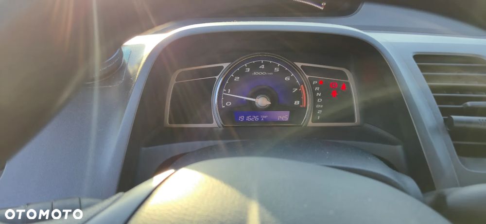Honda Civic 1.8 Comfort - 10