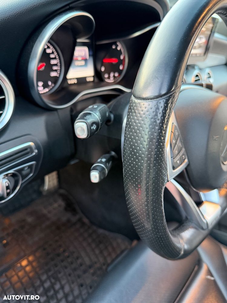 Mercedes-Benz C 220 d 4MATIC Aut. - 12