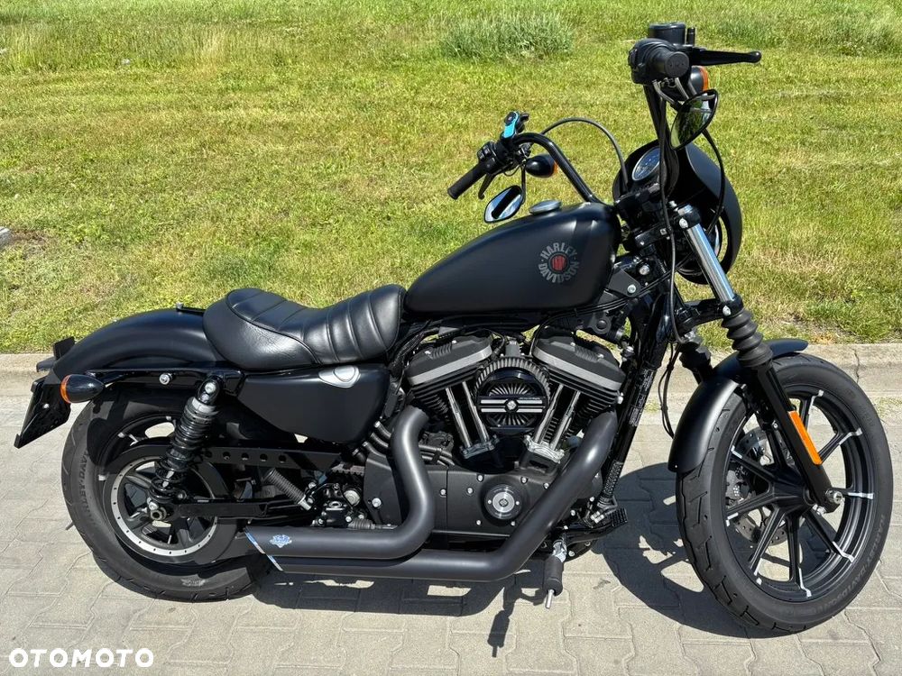 Harley-Davidson Sportster Iron 883 - 1