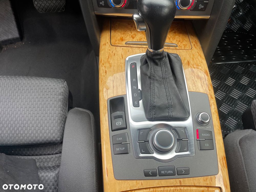 Audi A6 - 12