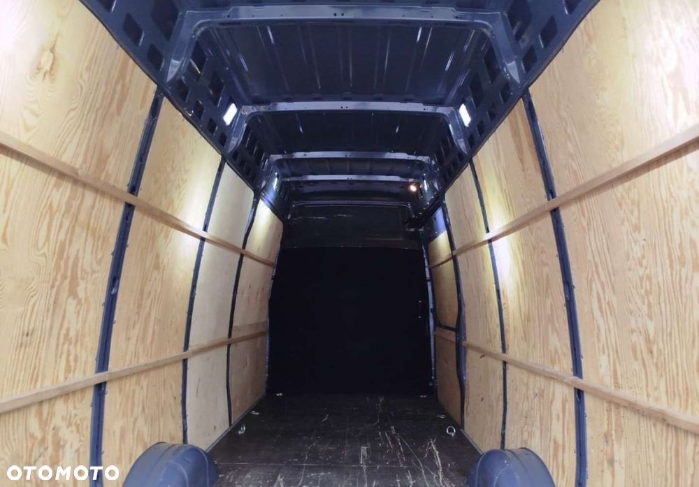 Iveco Daily 35S18 - 28