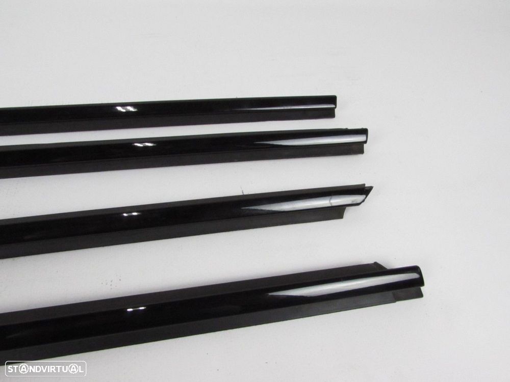 Conjunto Frisos Raspadores Exterior Seminovo/ Original BMW 4 Gran Coupe (F36) - 2