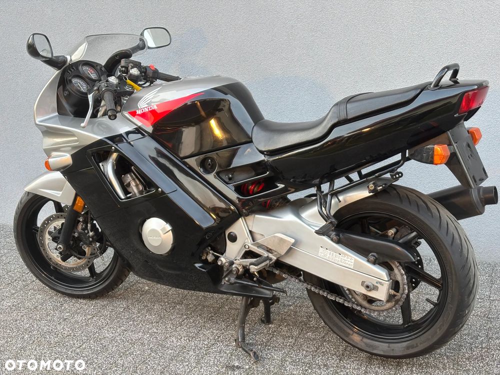 Honda CBR - 2