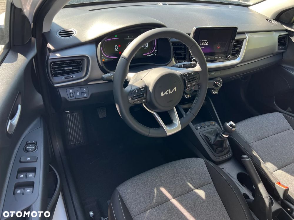 Kia Stonic 1.2 M - 6