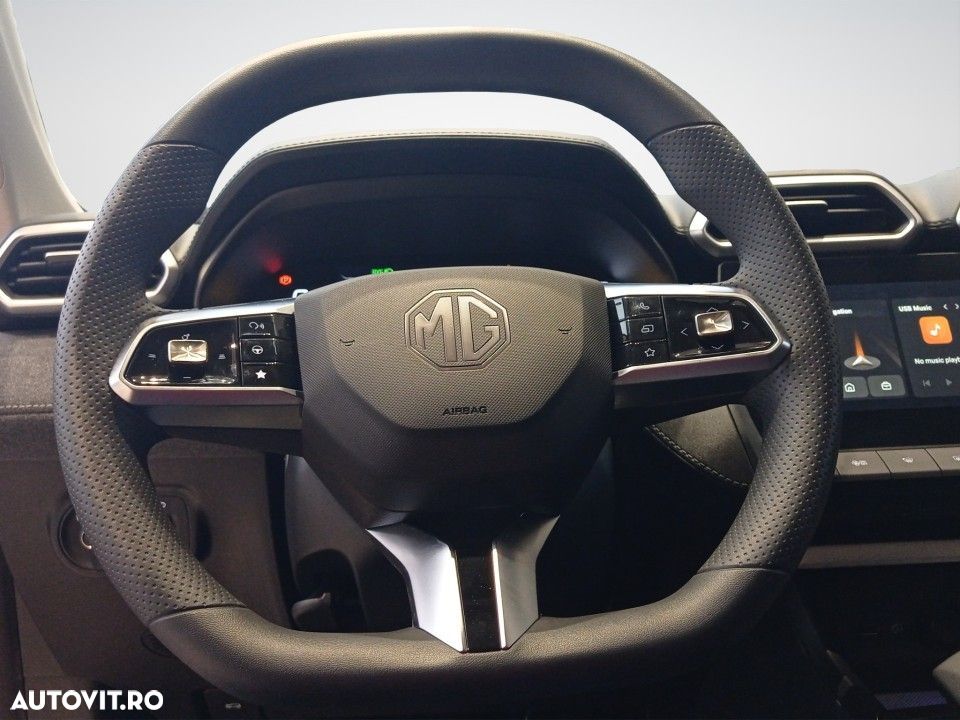 MG ZS HEV 1.5 GSI AT Explore - 9