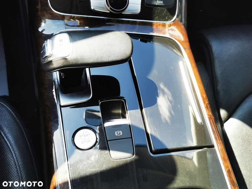 Audi A8 4.2 FSI Quattro tiptronic Langversion - 15