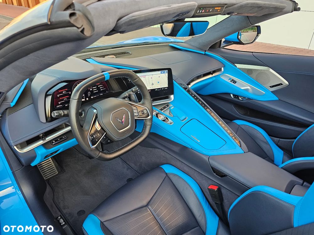 Chevrolet Corvette Stingray Cabriolet 3LT 6.2 V8 Automatik - 29