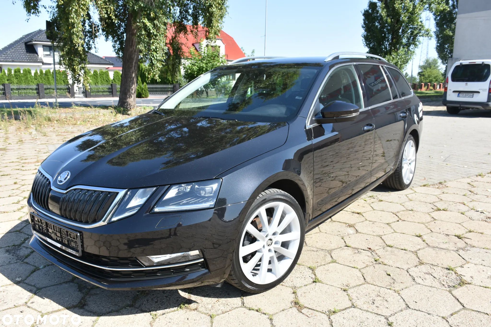 Skoda Octavia 2.0 TDI (Green tec) DSG Style - 1