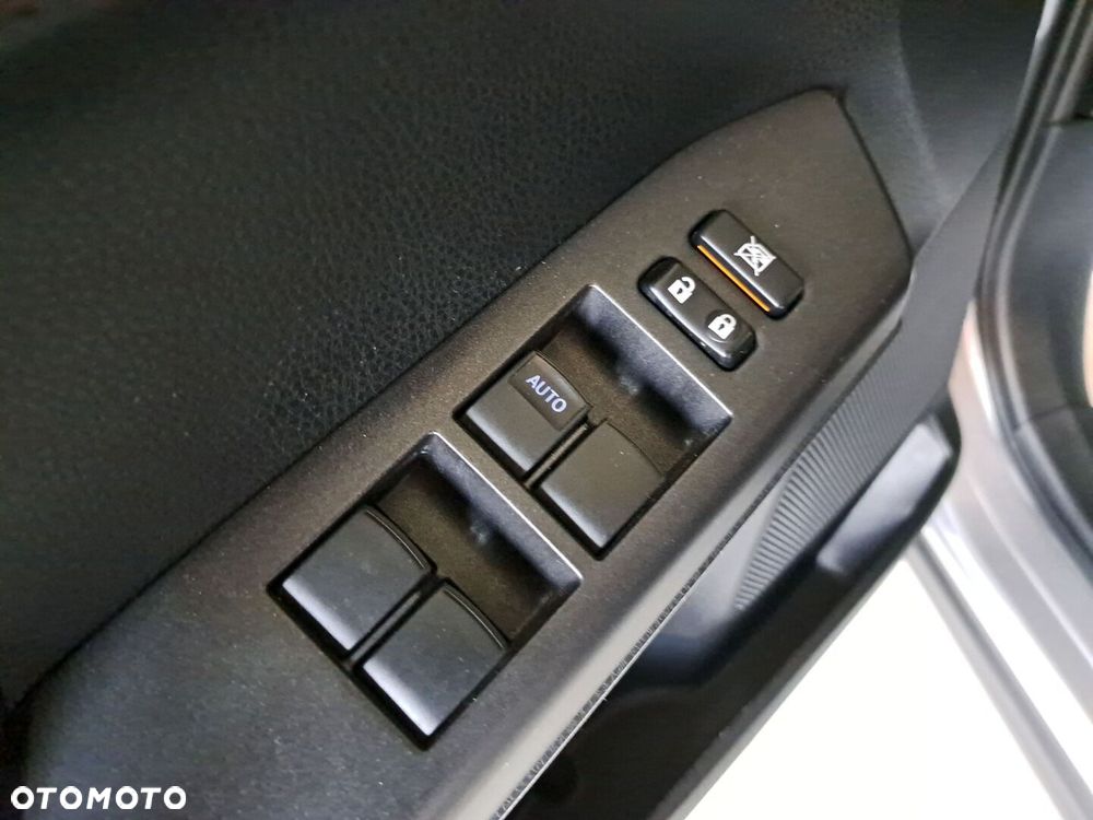 Toyota RAV4 2.0 Active 4x4 - 31