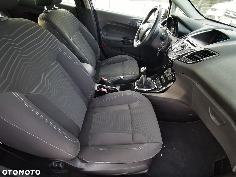 Ford Fiesta 1.0 EcoBoost STart-Stop Titanium - 13