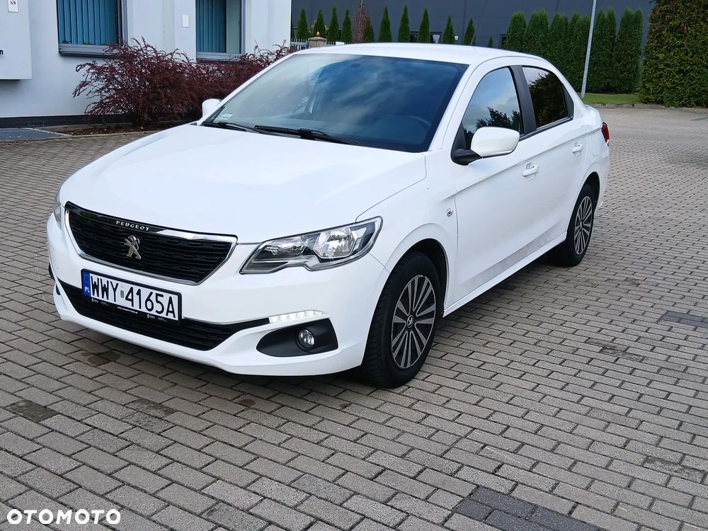 Peugeot 301 - 3