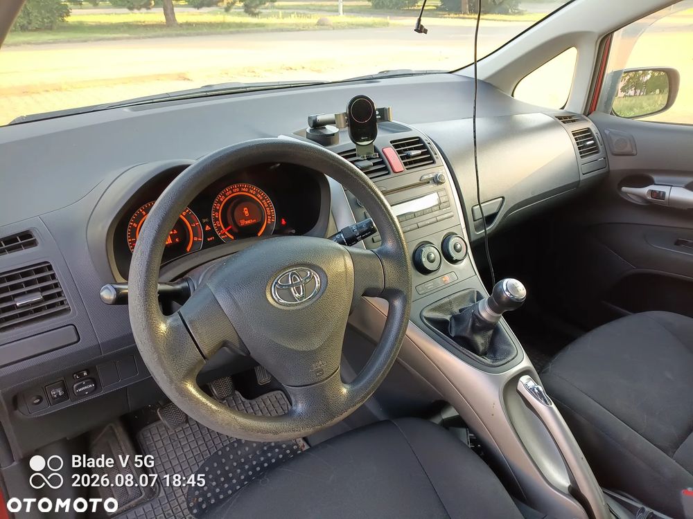 Toyota Auris 1.4 VVT-i Terra - 6