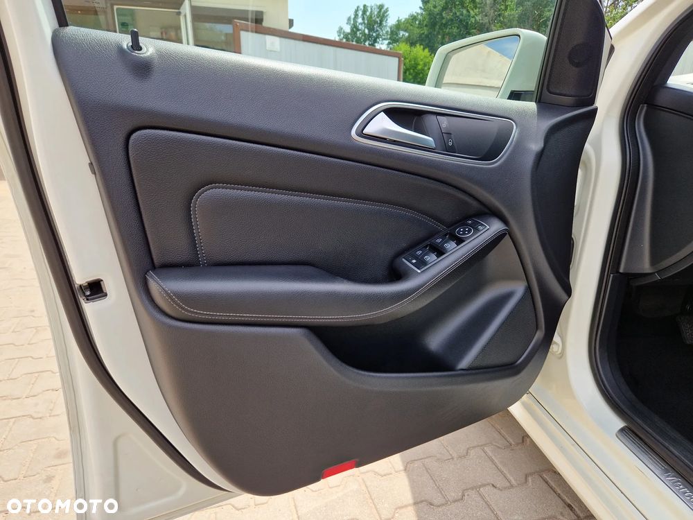Mercedes-Benz Klasa B 200 (CDI) d 7G-DCT - 23