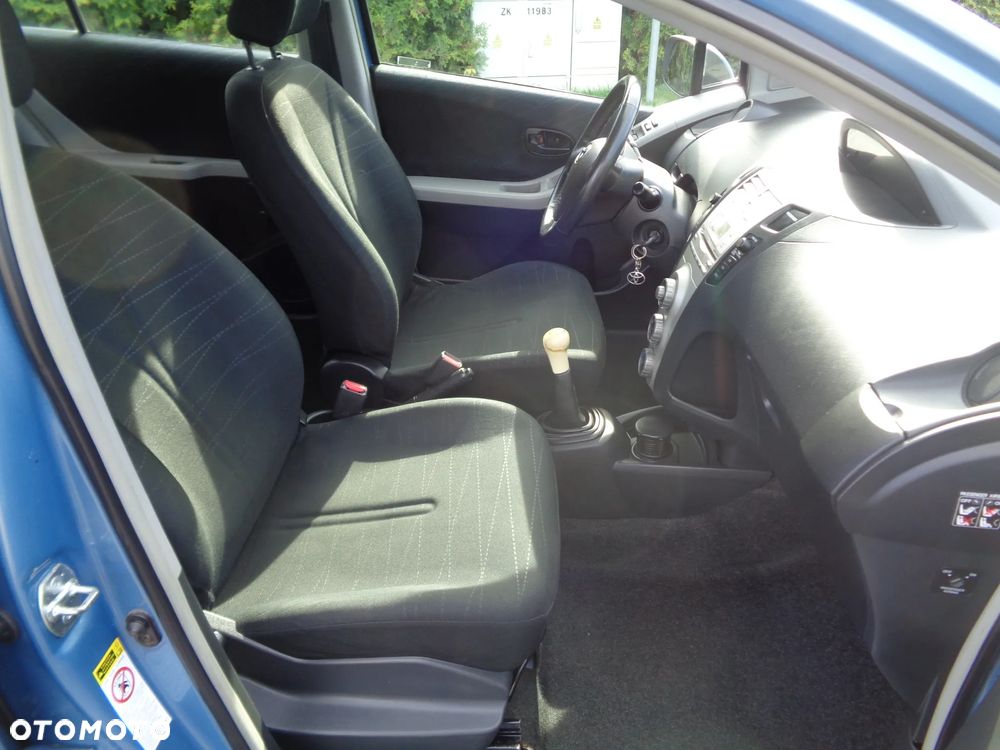 Toyota Yaris 1.4 D-4D Sol - 16