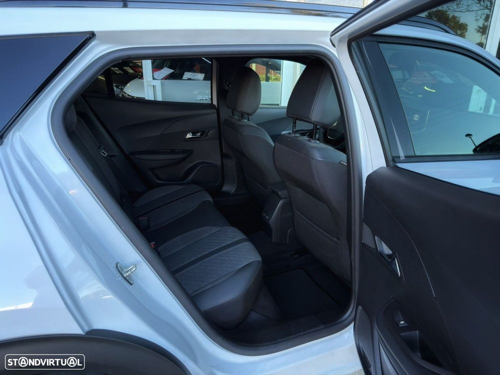 Peugeot 2008 1.2 Hybrid Allure e-DCS6 - 8