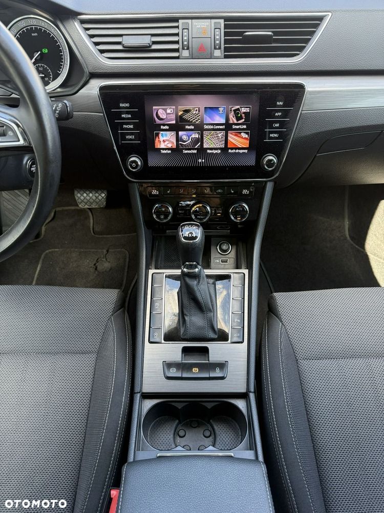 Skoda Superb 2.0 TDI SCR 4x4 Style DSG - 37