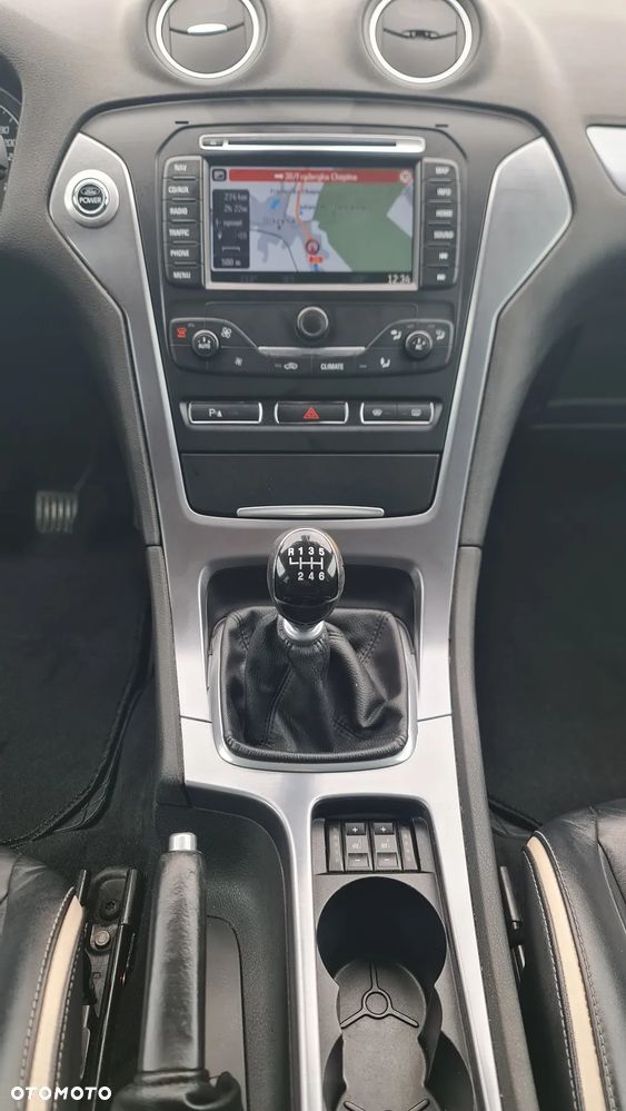 Ford Mondeo 2.0 TDCi Business Edition - 27