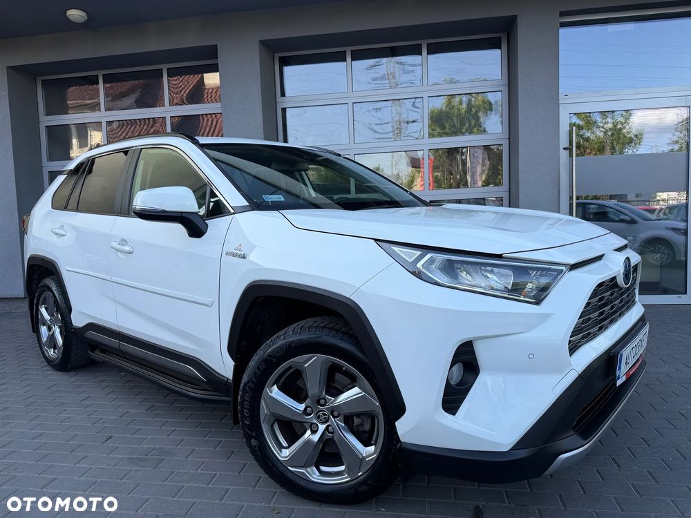 Toyota RAV4 - 1