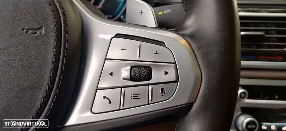BMW 745 e iPerformance Pack M Auto - 39