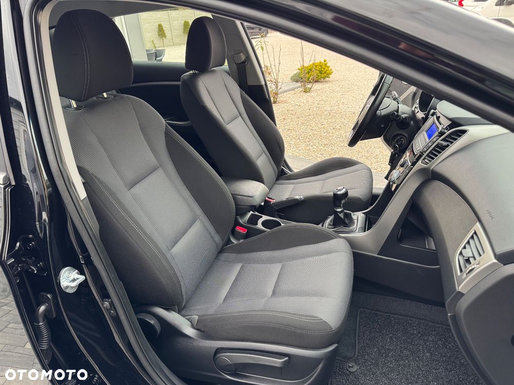 Hyundai i30 blue 1.4 YES Silver - 20