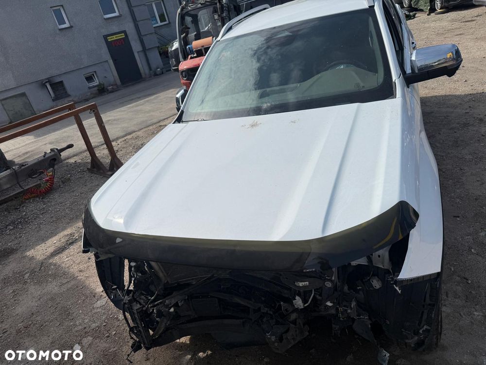 Volkswagen Amarok - 6