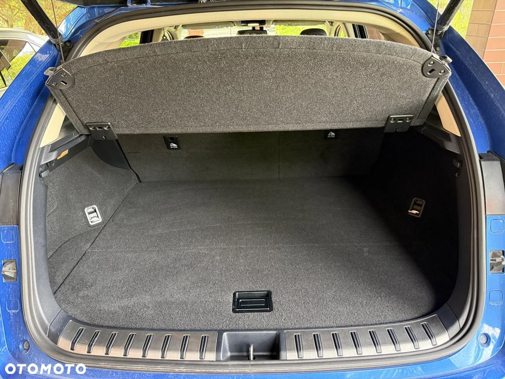 Lexus NX 300h Comfort AWD - 24