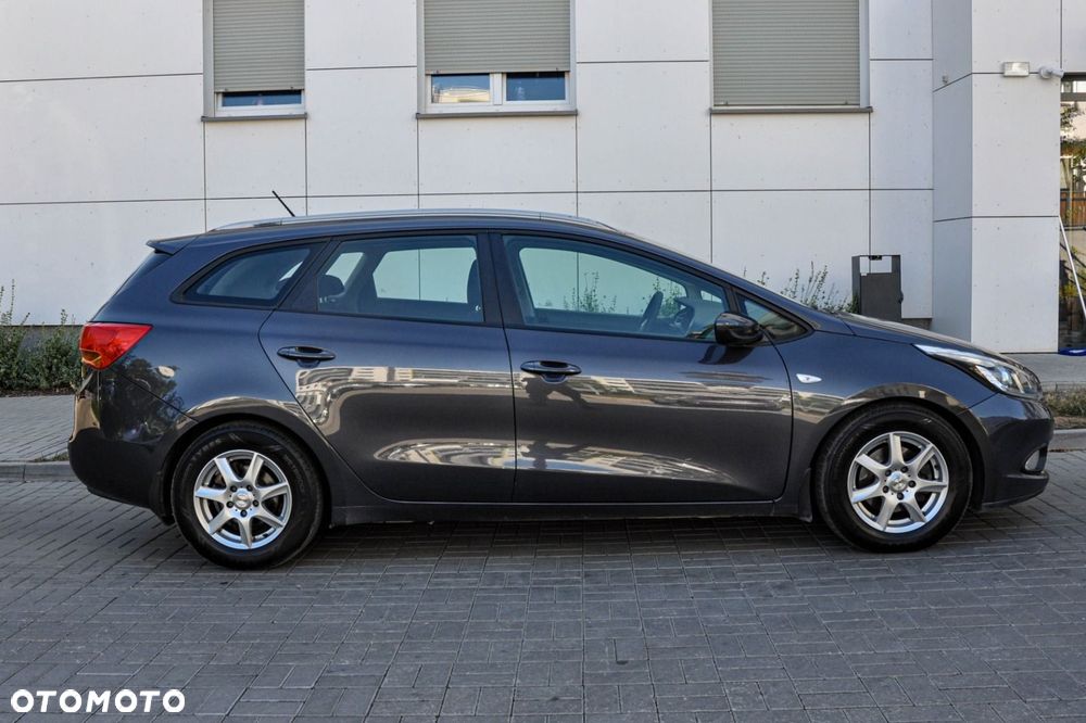 Kia Ceed - 5