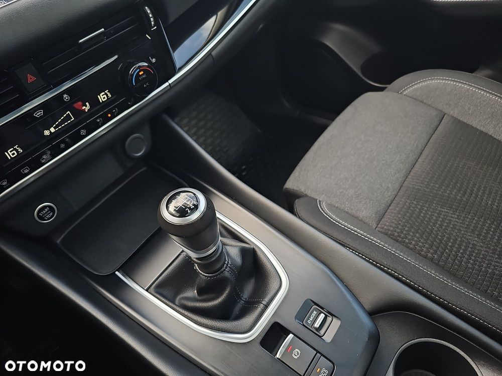 Nissan Qashqai 1.3 DIG-T mHEV N-Connecta - 20