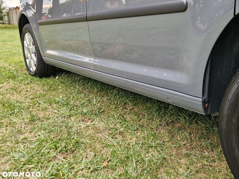 Volkswagen Caddy Comfortline DSG - 10