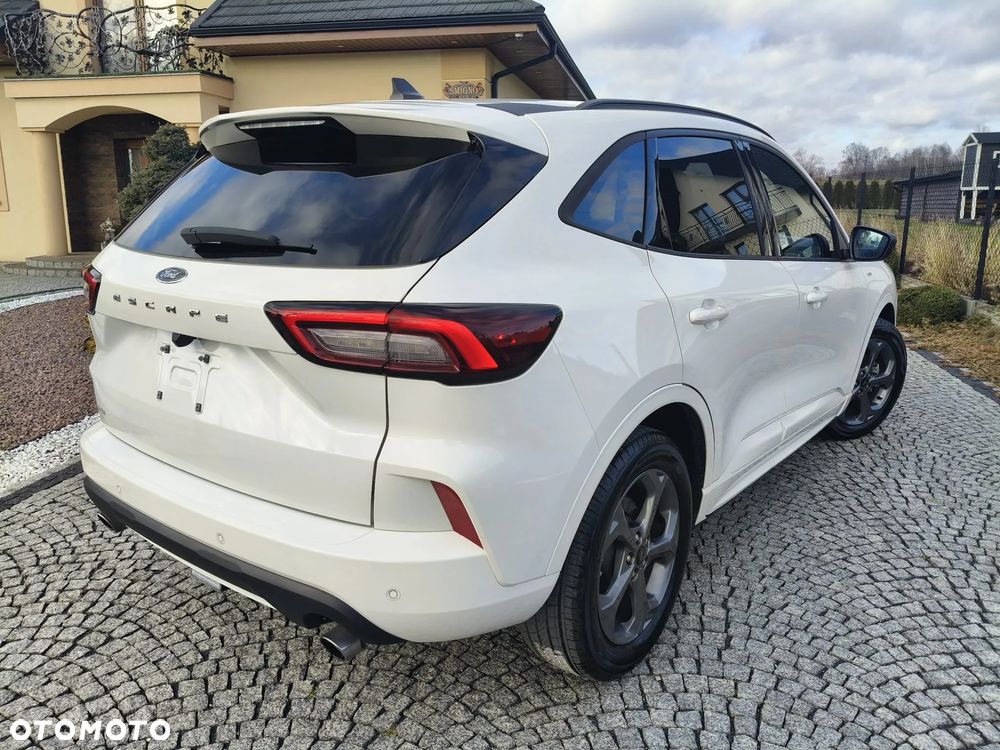 Ford Kuga - 37