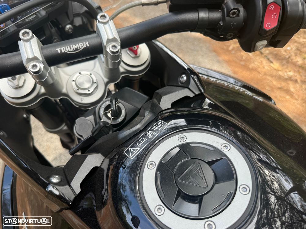 Triumph Tiger XCx - 17