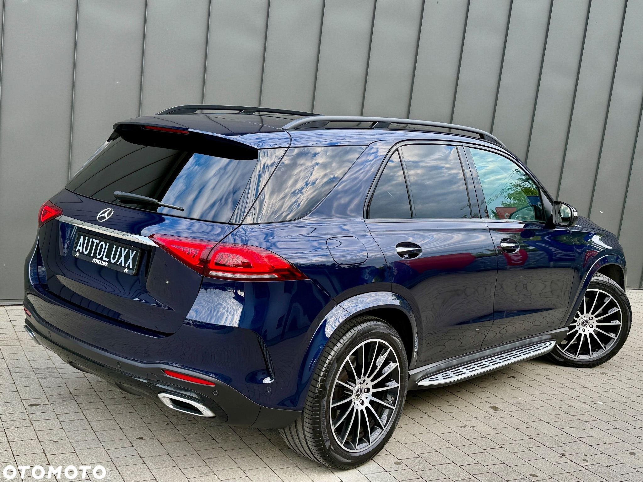 Mercedes-Benz GLE 300 d 4-Matic - 12