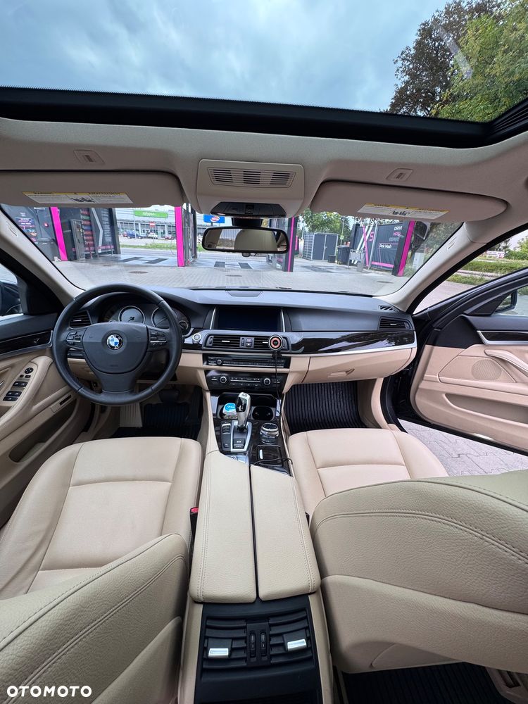 BMW Seria 5 528i - 9
