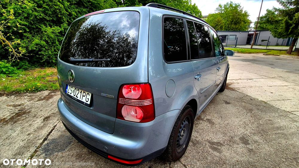 Volkswagen Touran 1.9 TDI DPF BlueMot Trendline - 5