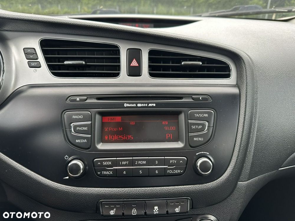 Kia Ceed - 15
