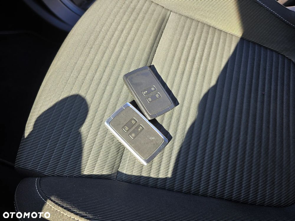 Renault Grand Scenic - 36