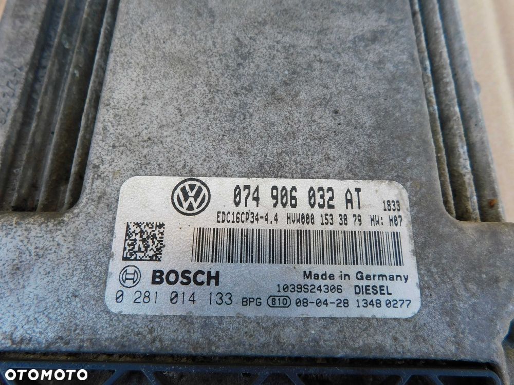 Sterownik silnika komputer VW Crafter 2.5 TDI 074906032AT oryginał NISKI PRZEBIEG - 2