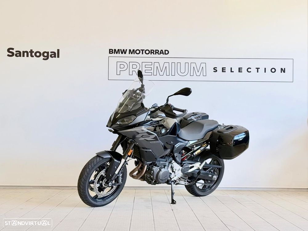 BMW F 900 XR TRIPLE BLACK - 2