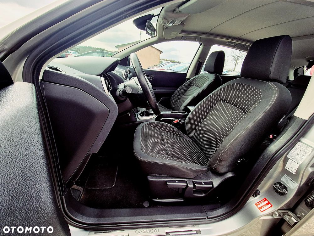Nissan Qashqai 1.6 I-Way - 19