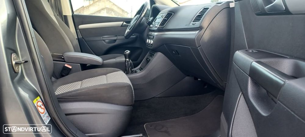 VW Sharan 2.0 TDI Confortline - 19