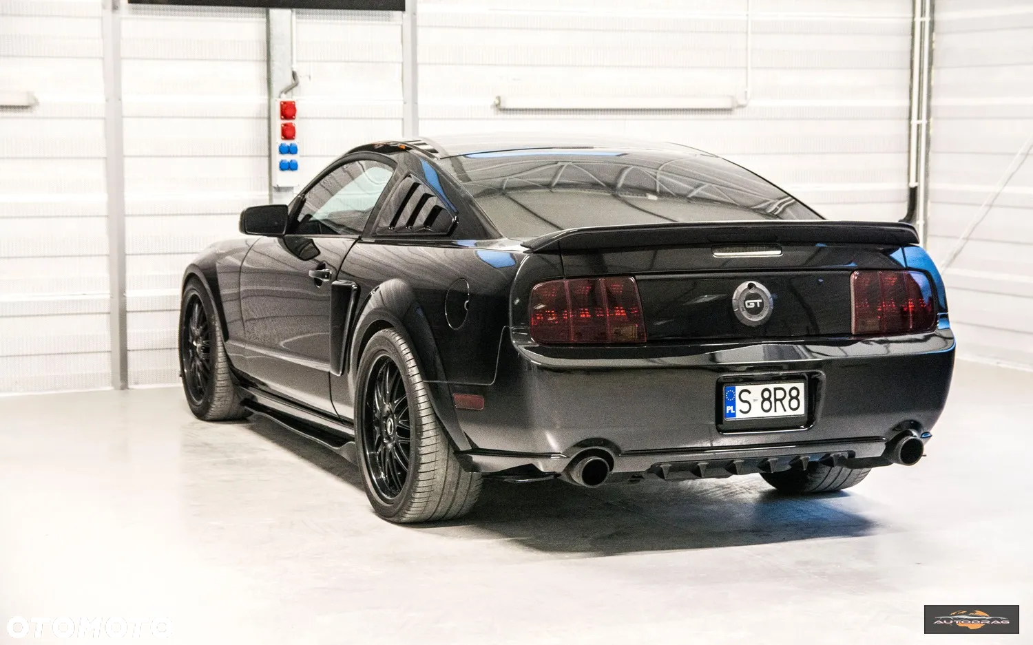 Ford Mustang - 6